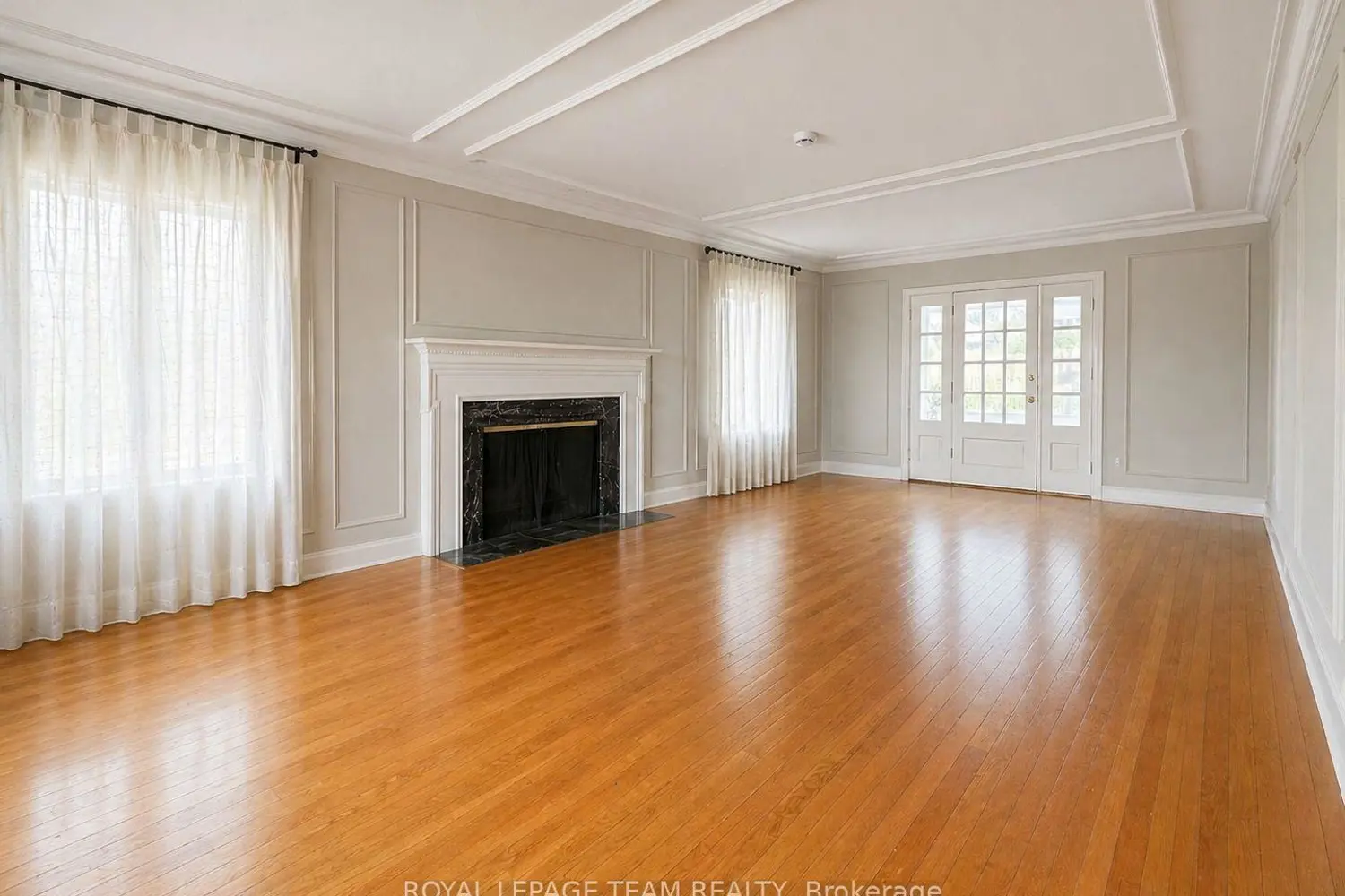 84 Riverdale Avenue photo 4