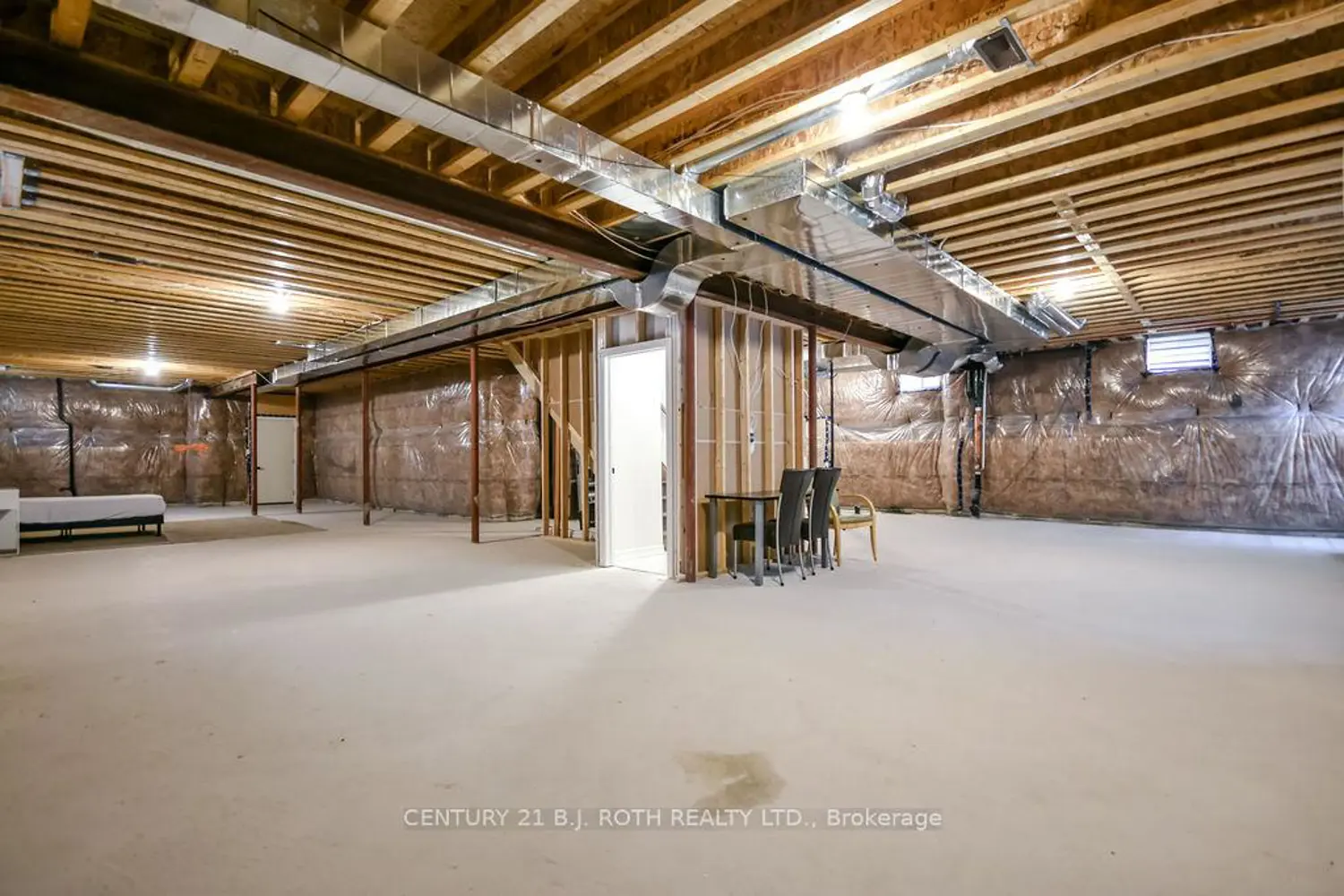 Additional image 14 of 1521 Broderick Street