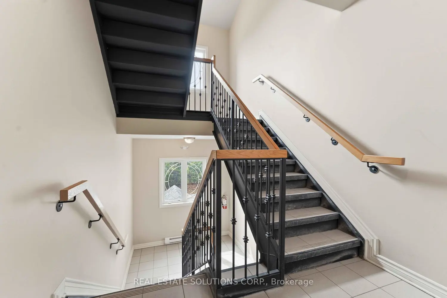 Additional image 3 of 200 Paseo Private 5
