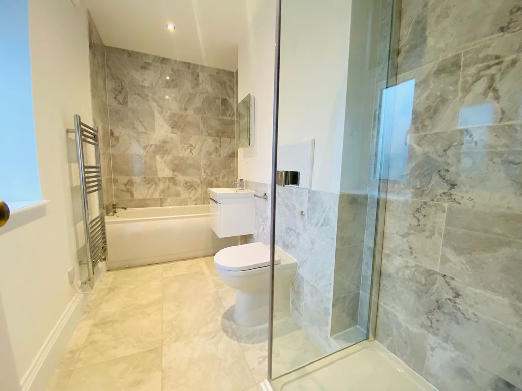 Additional image 6 of 2 bed flat to rentSt. Marys Gate, Derby DE1