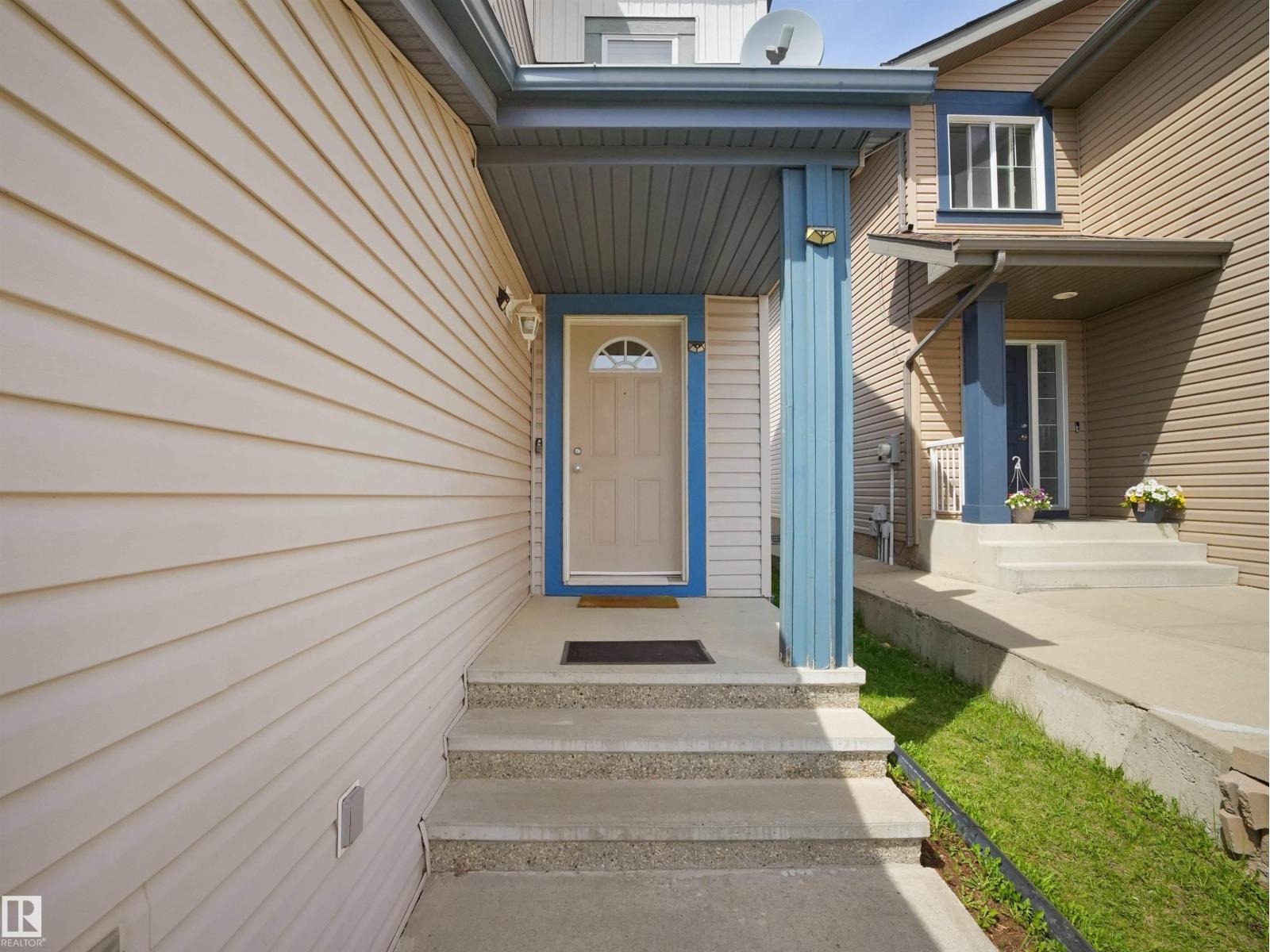 Additional image 3 of 3428 28 Street NW, Edmonton, AB, T6T2A5