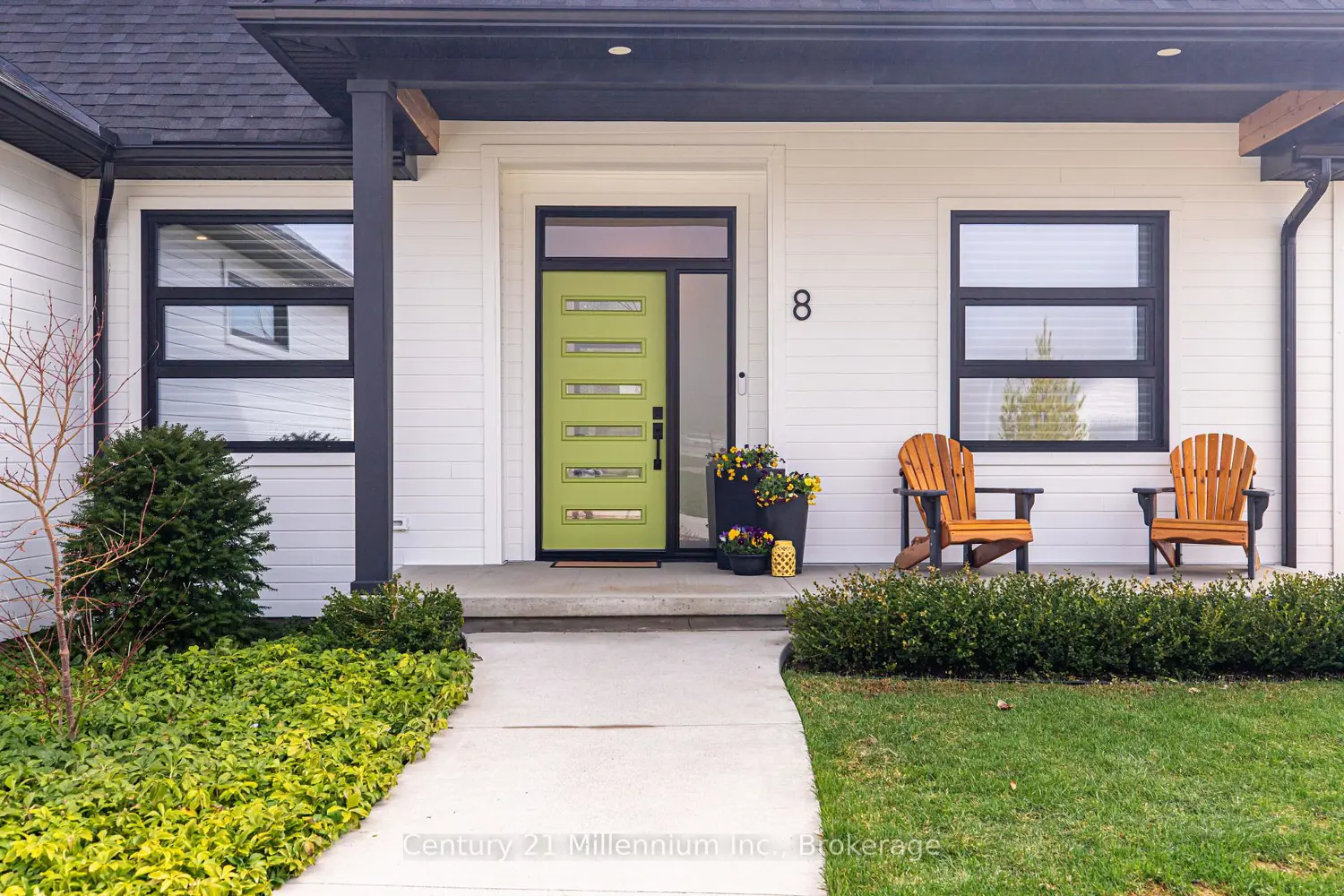 8 Sunset Place photo 2