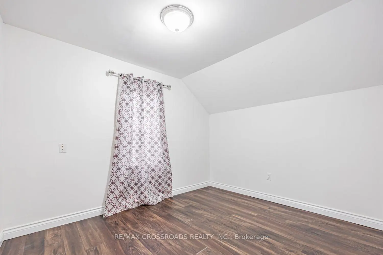Additional image 12 of 111 Elgin Street