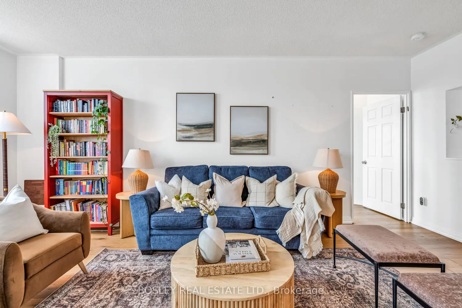 Additional image 4 of 7378 Yonge Street 308
