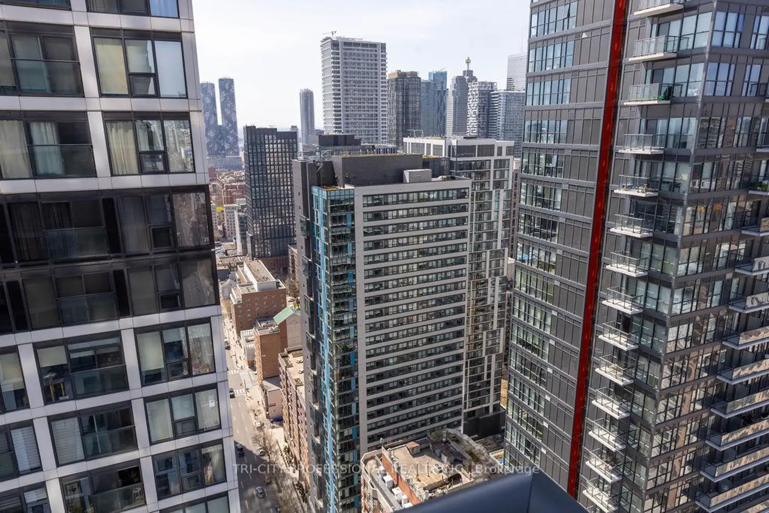 Additional image 14 of 251 Jarvis Street 3605