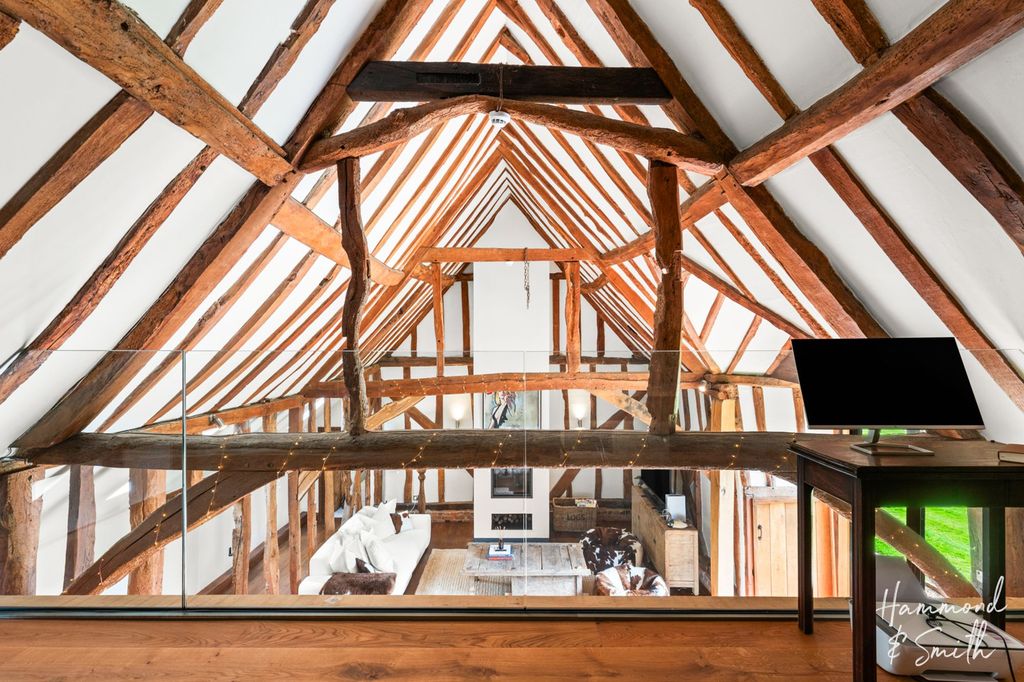 Additional image 24 of 6 bed barn conversion to rentWoodside, Epping CM16