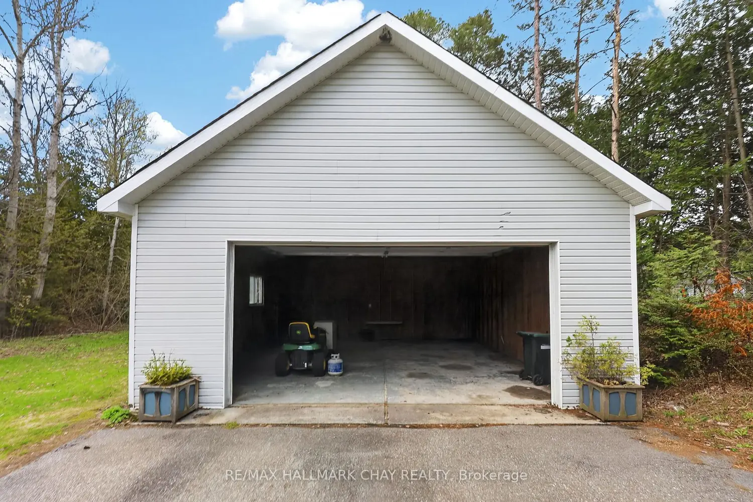 2045 Concession Rd 7 photo 5