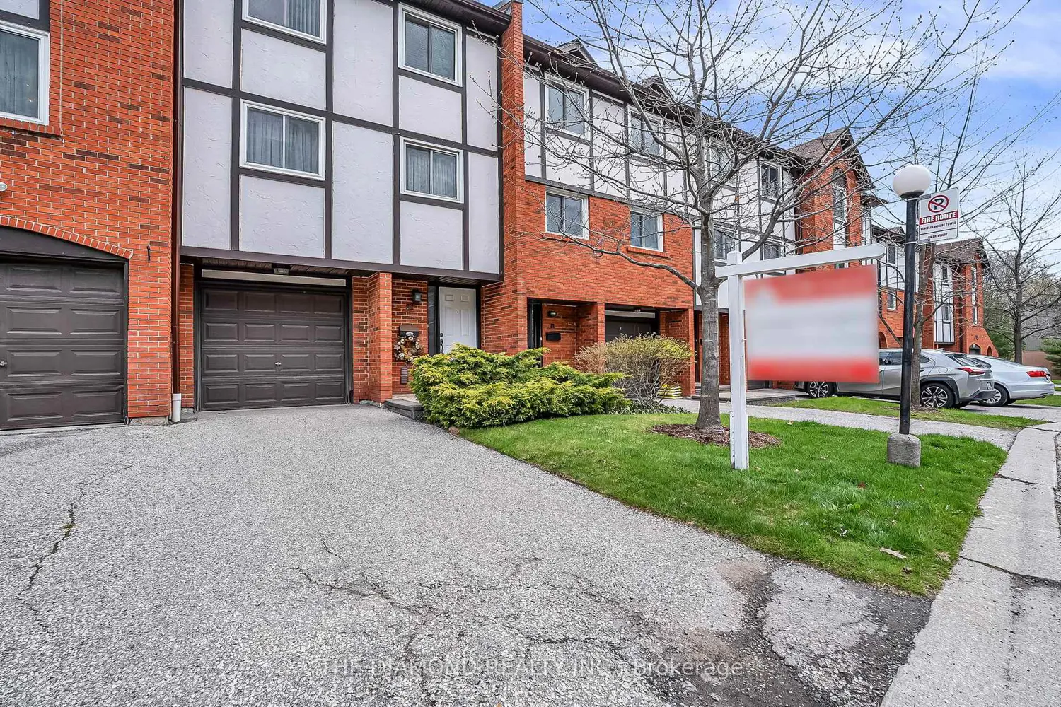 1755 Rathburn Road 82