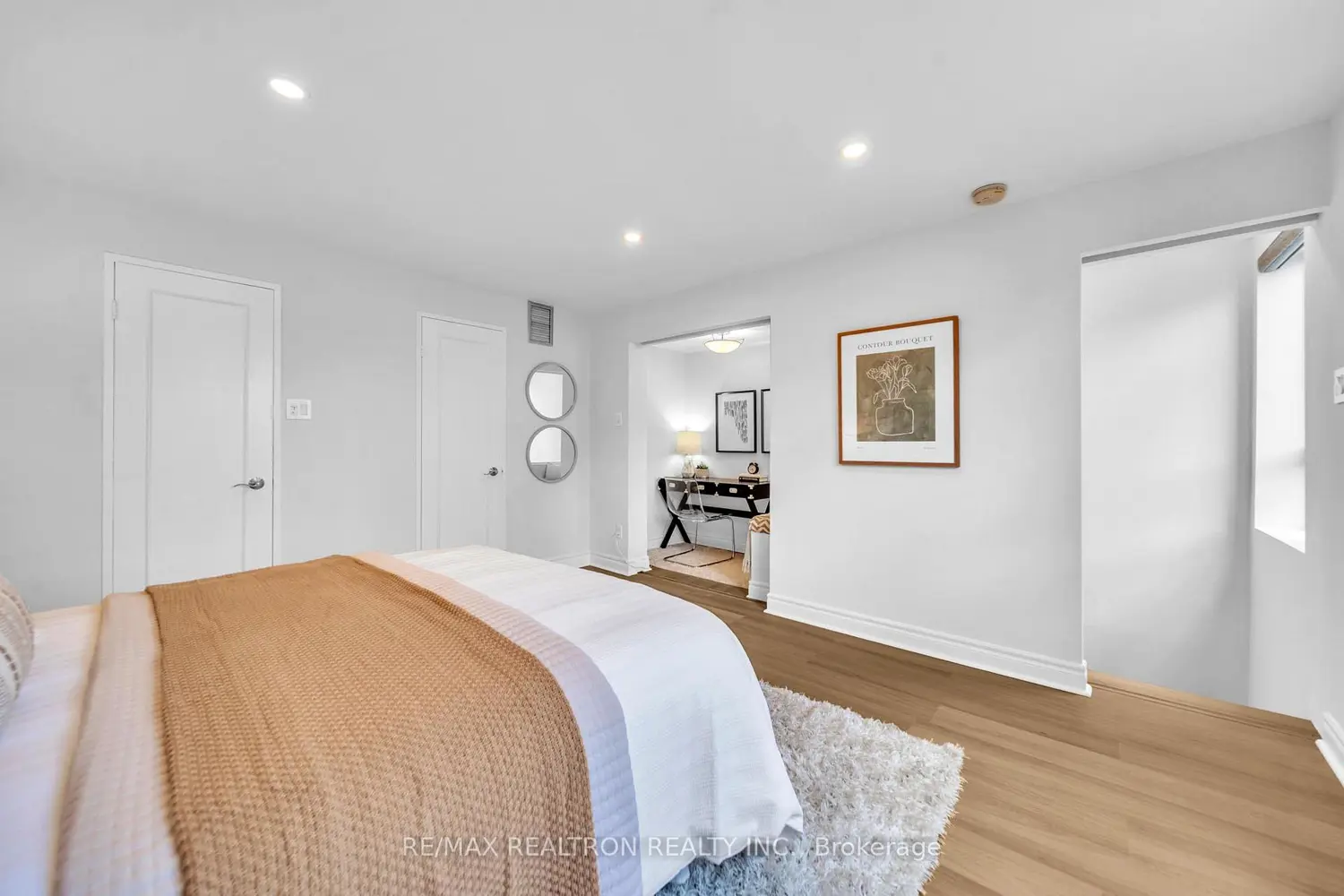 Additional image 18 of 19 Dundonald Street 204