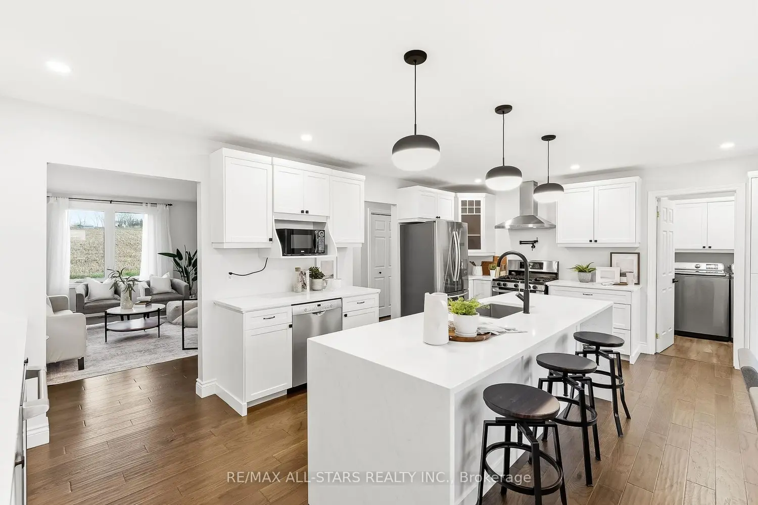 Additional image 3 of 20915 Brunon Avenue