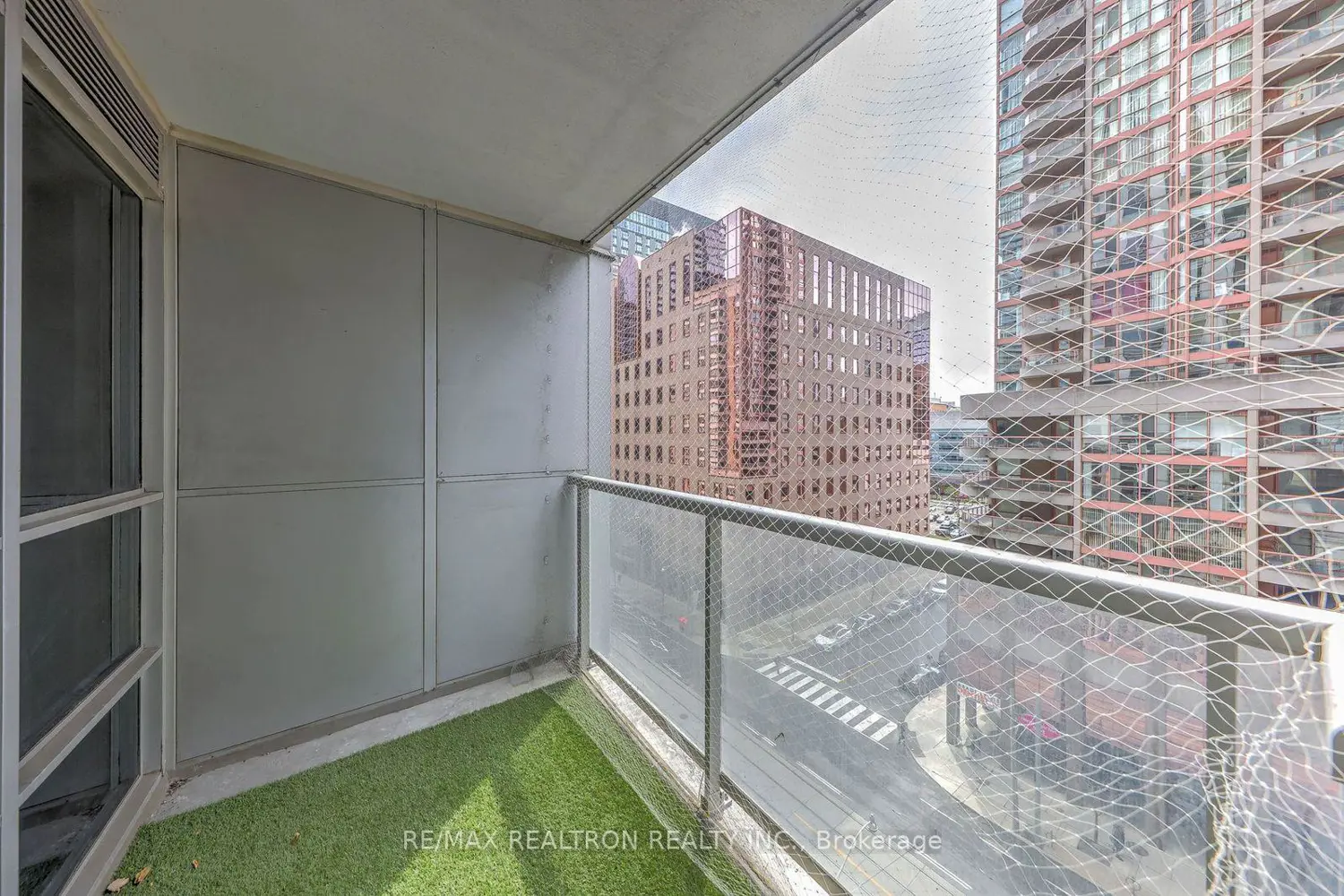 Additional image 18 of 761 Bay Street 610