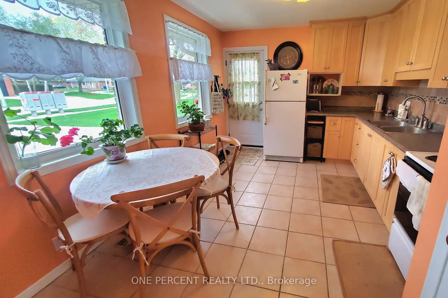 Additional image 12 of 164 Redford Crescent