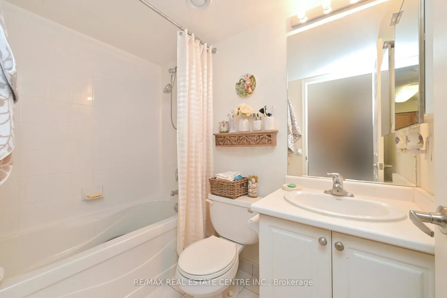 Additional image 12 of 335 Rathburn Road 1108