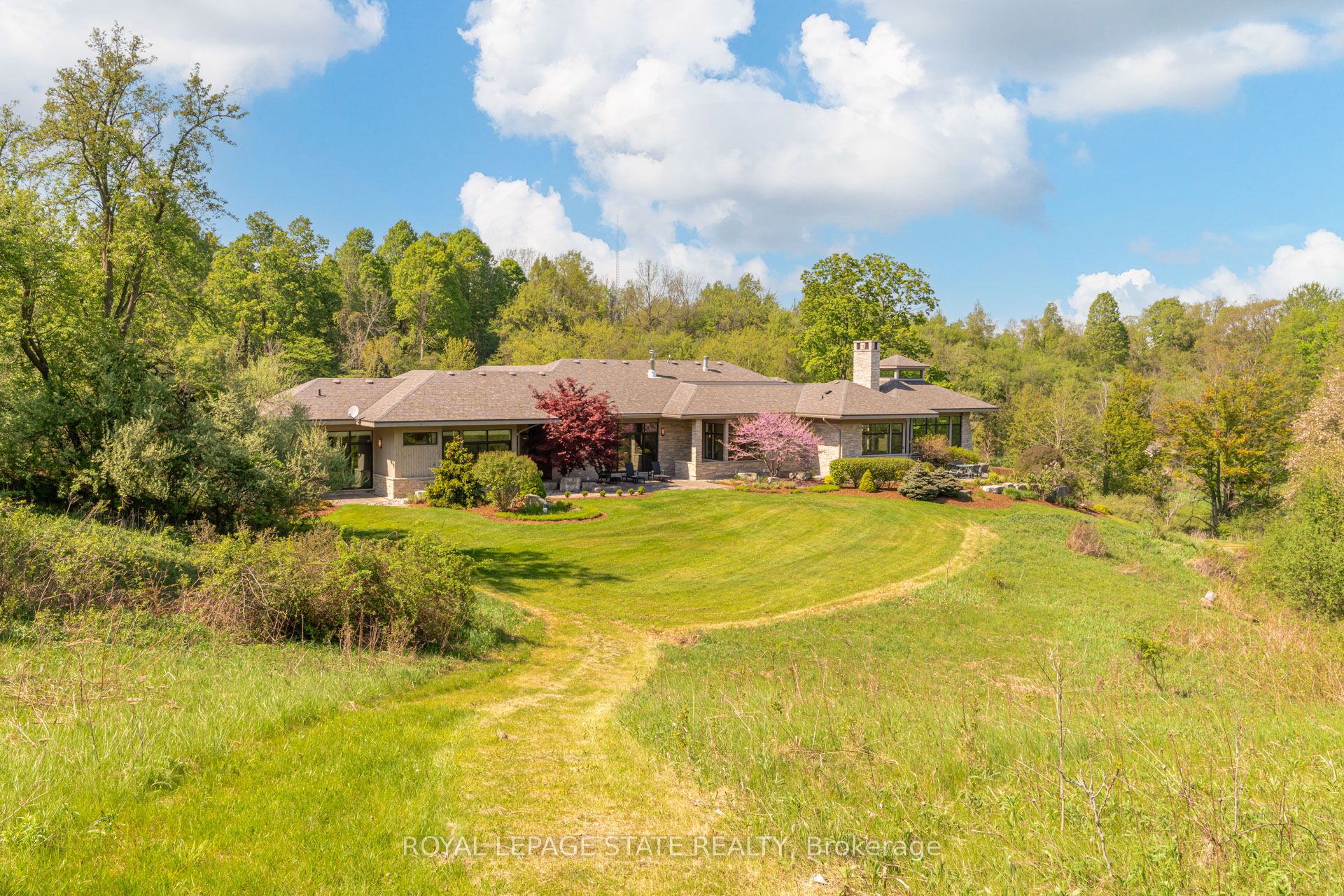 Additional image 4 of 1099 Mineral Springs Road, Hamilton, ON, L9H 5E3