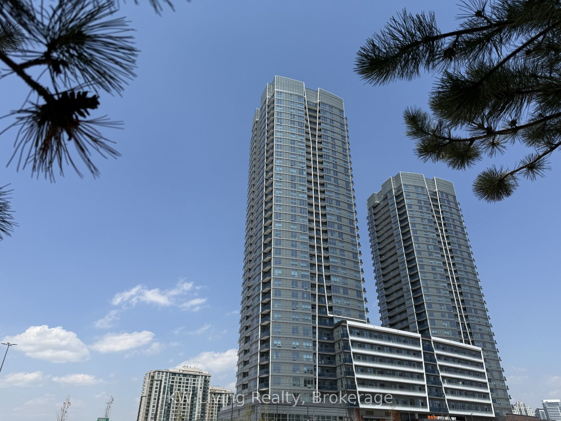 2111A-30 Upper Mall Way, Vaughan, ON, L4J 0L7