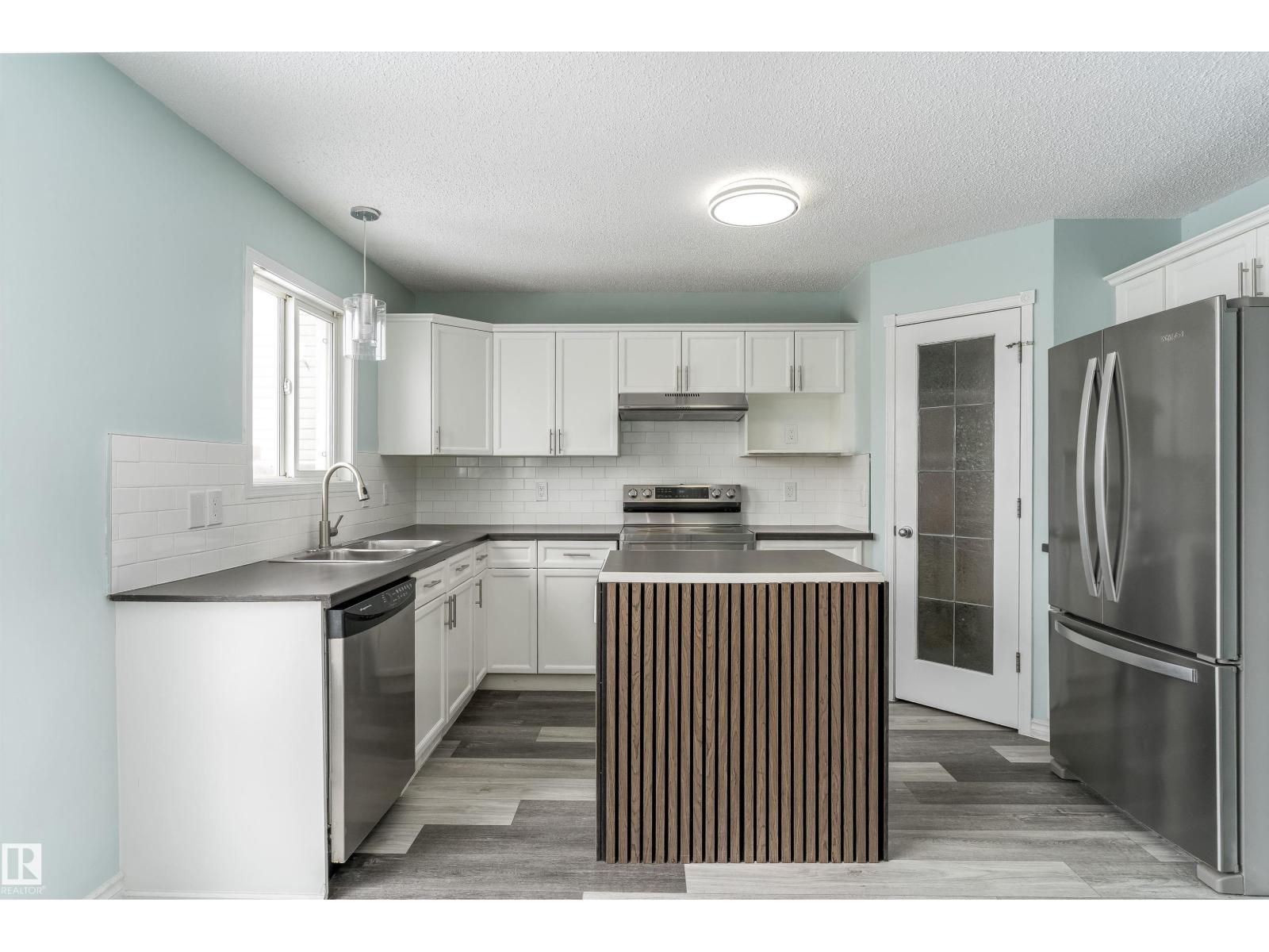 Additional image 5 of 16304 43 Street NW, Edmonton, AB, T5Y0H8