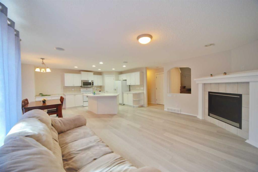 Additional image 3 of 133 Panamount Court NW, Calgary, AB, T3K 5S1