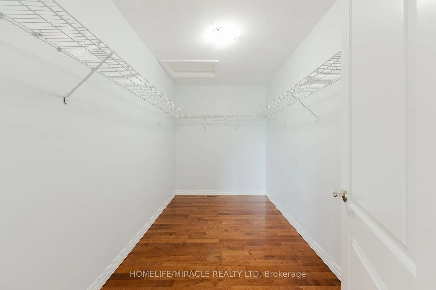 Additional image 17 of 3181 Bayham Lane