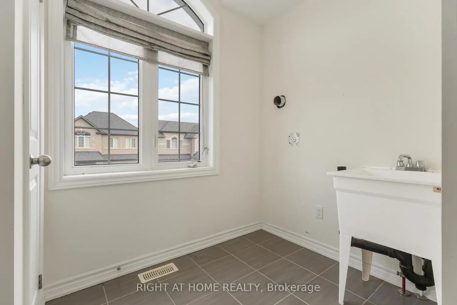 Additional image 10 of 1111 Skyridge Boulevard