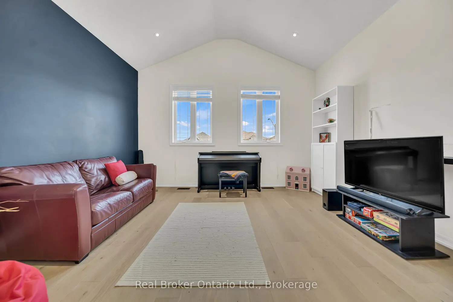 Additional image 12 of 433 Twinleaf Street