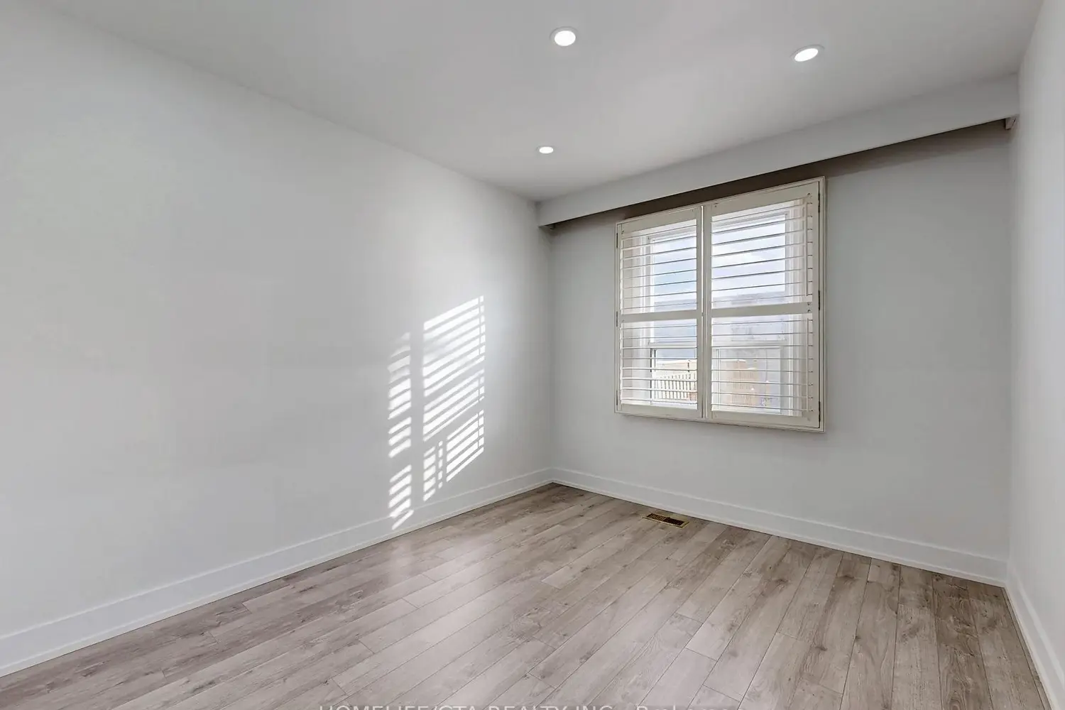 Additional image 10 of 65 Whitley Avenue
