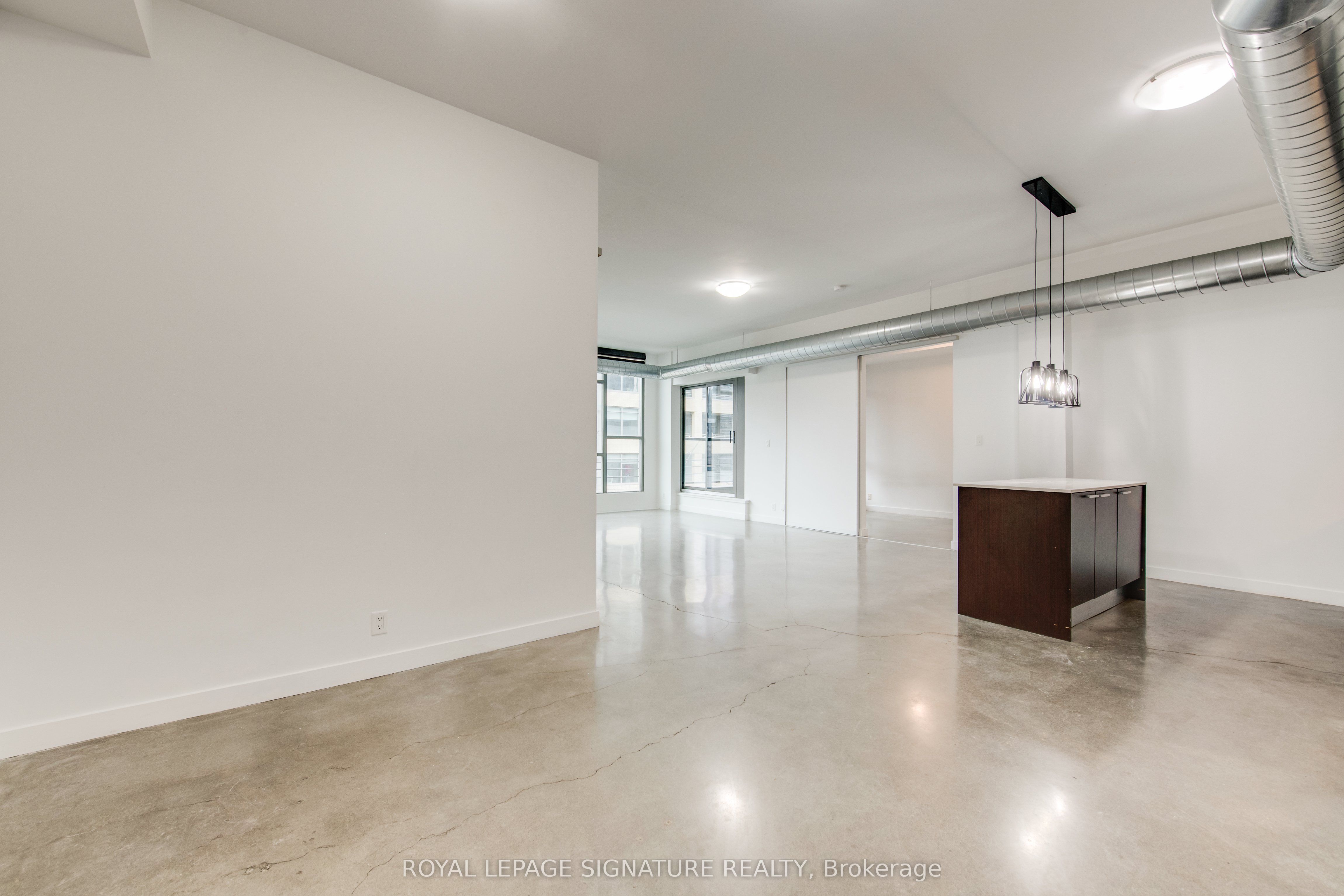 Additional image 5 of 211-625 Queen Street E, Toronto, ON, M4M 1G7