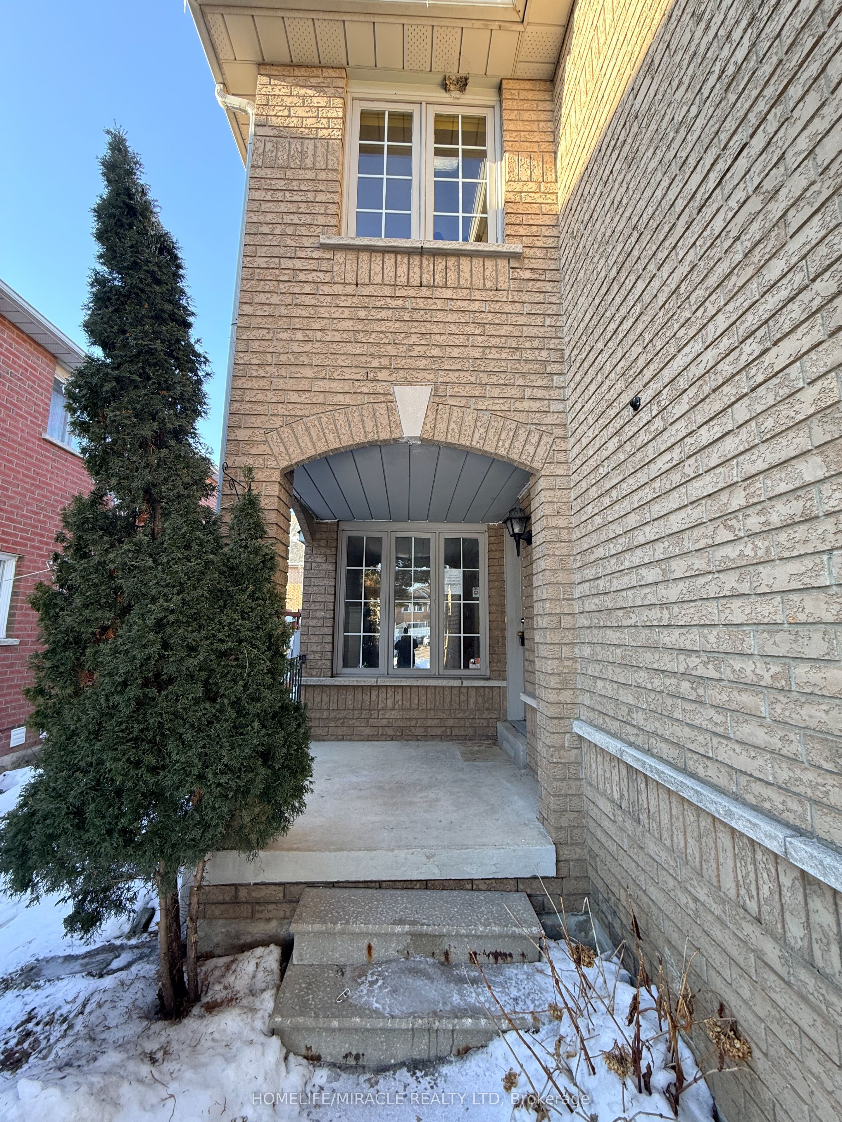 Additional image 4 of 137 Pressed Brick Drive, Brampton, ON, L6V 4K5