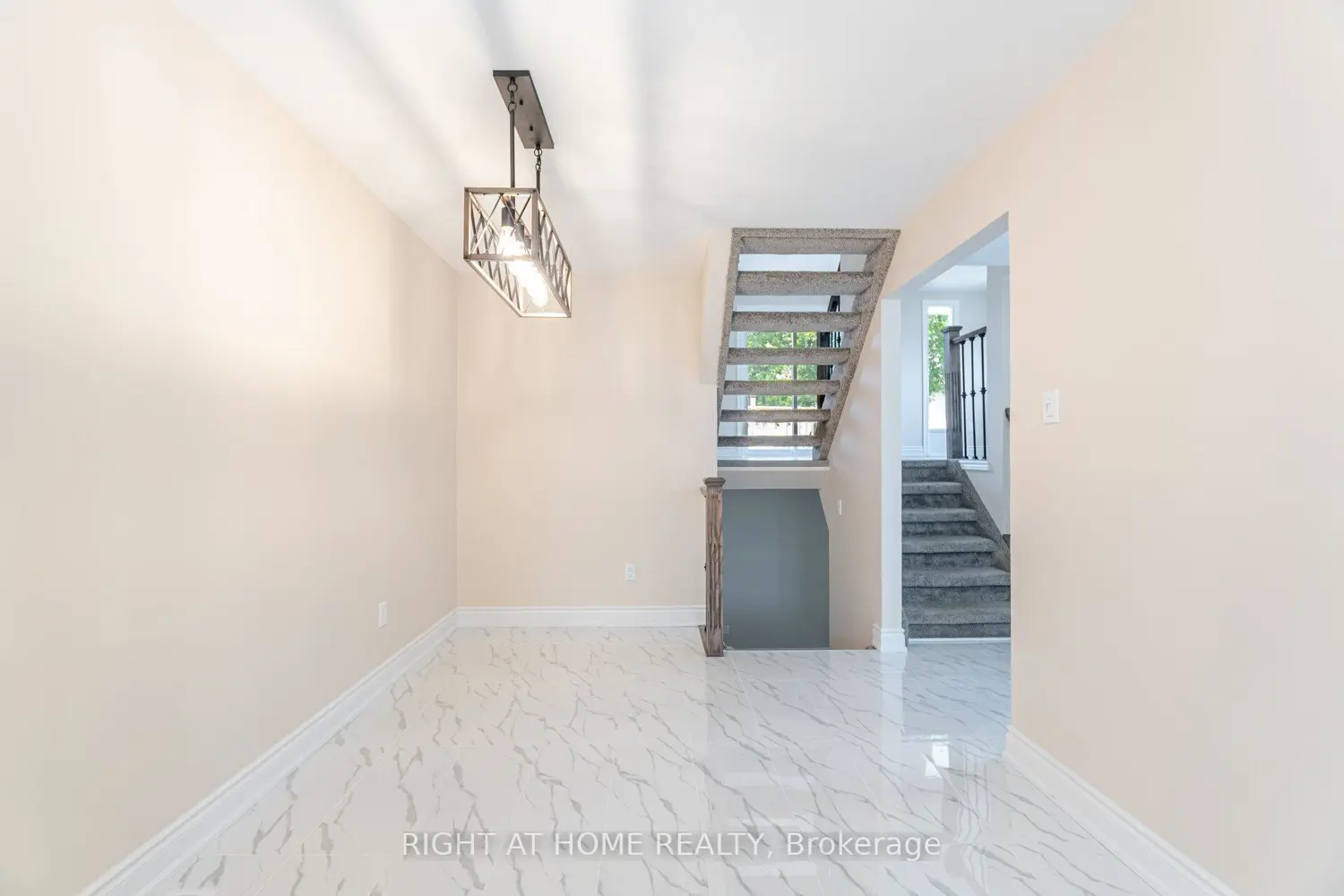 Additional image 4 of 50 Albemarle Street
