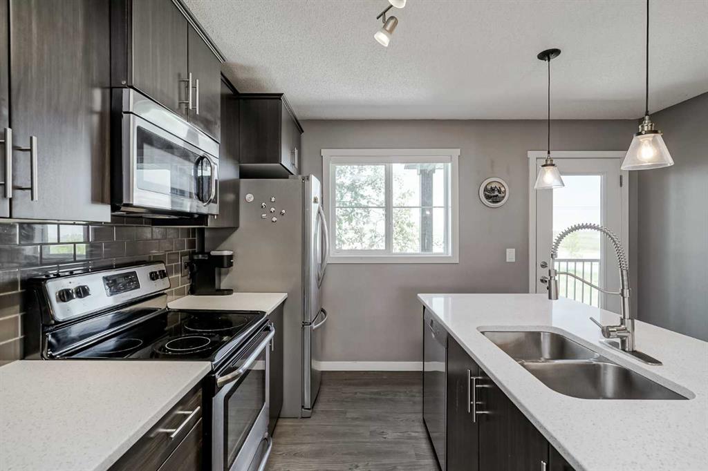 Additional image 4 of 313 Copperpond Landing SE, Calgary, AB, T2Z 1G6