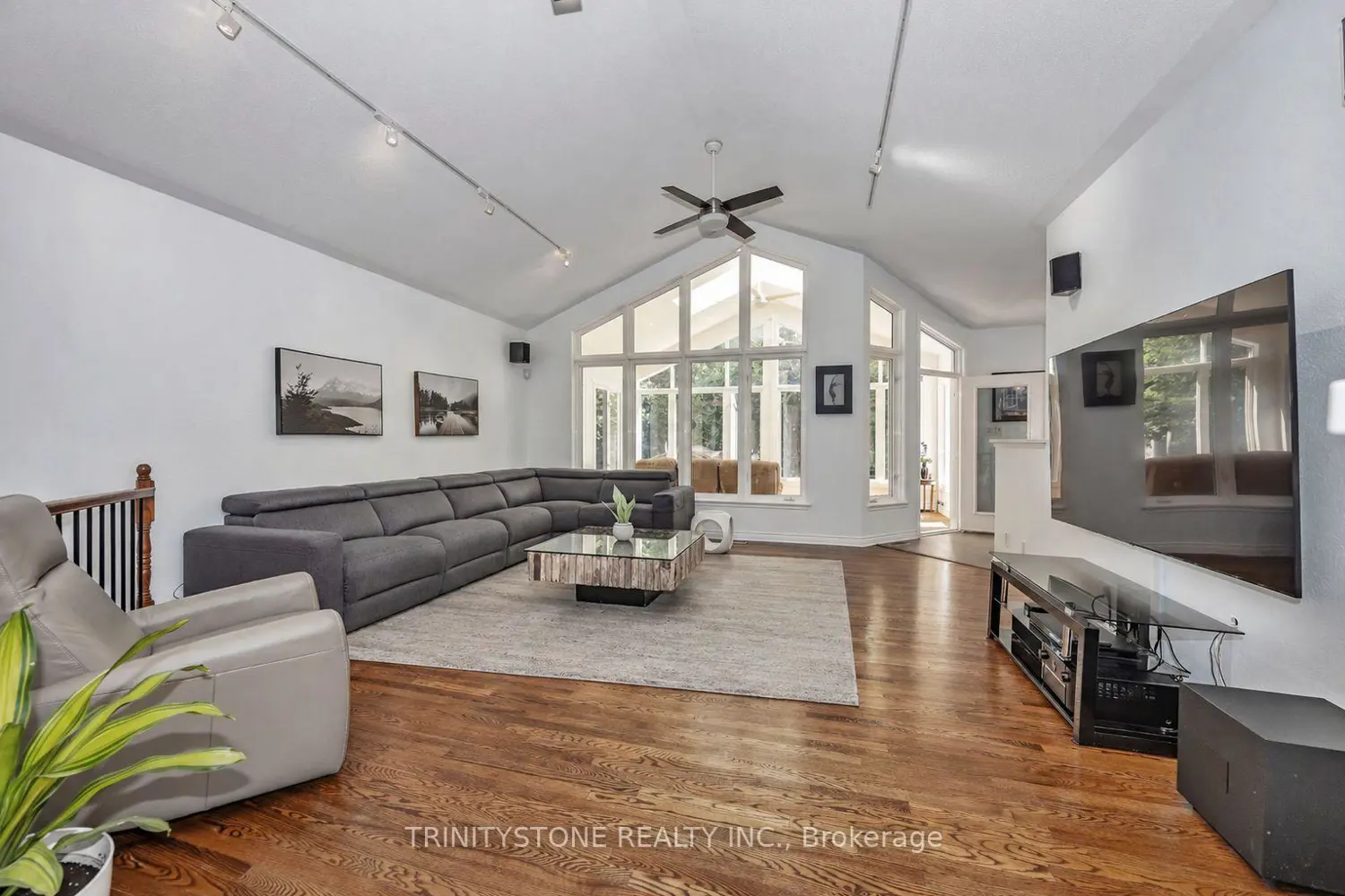 36 Sawgrass Circle photo 4