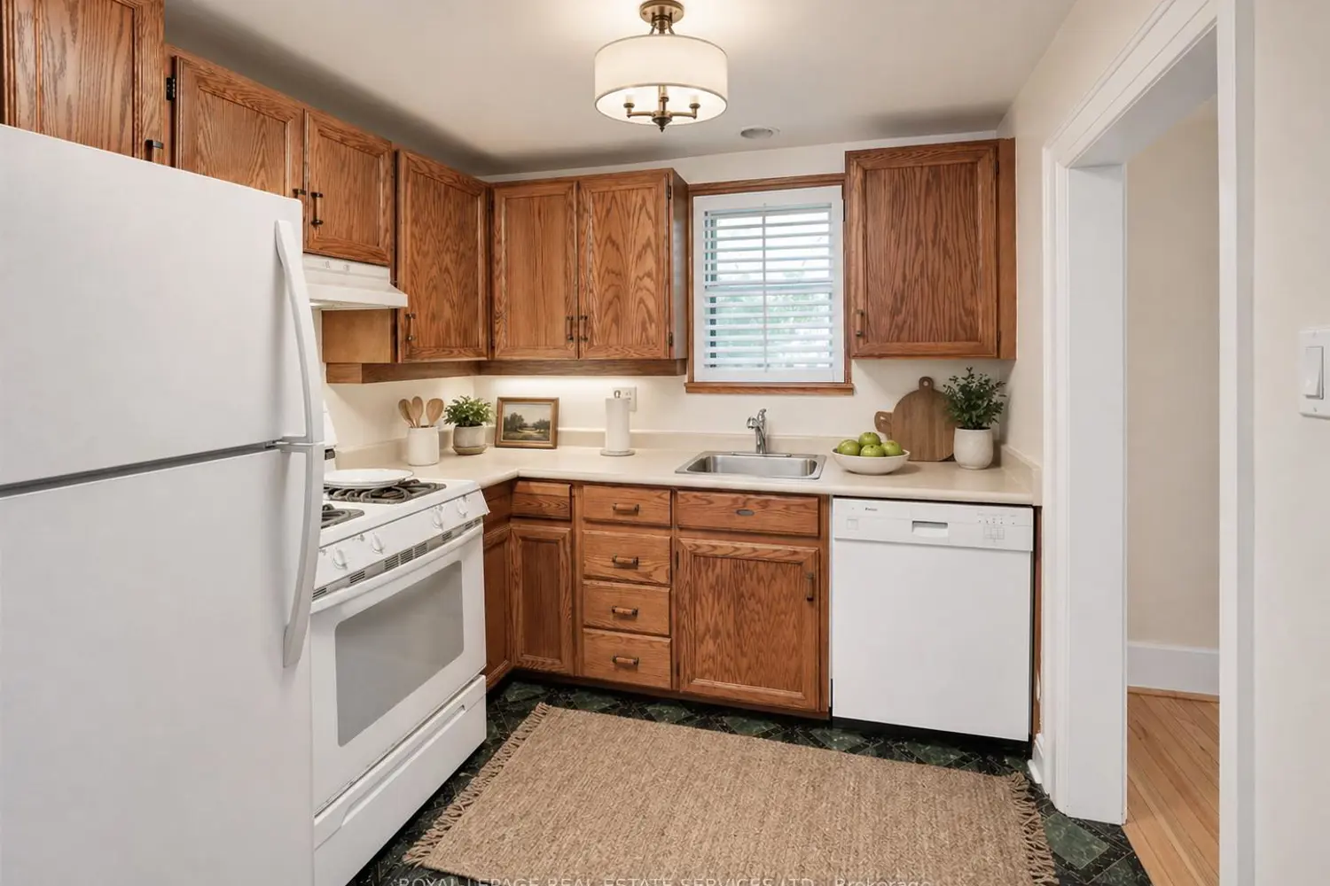 Additional image 7 of 21 Lorindale Avenue