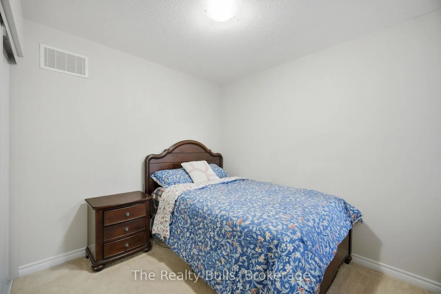 Additional image 18 of 37 Lothbury Drive