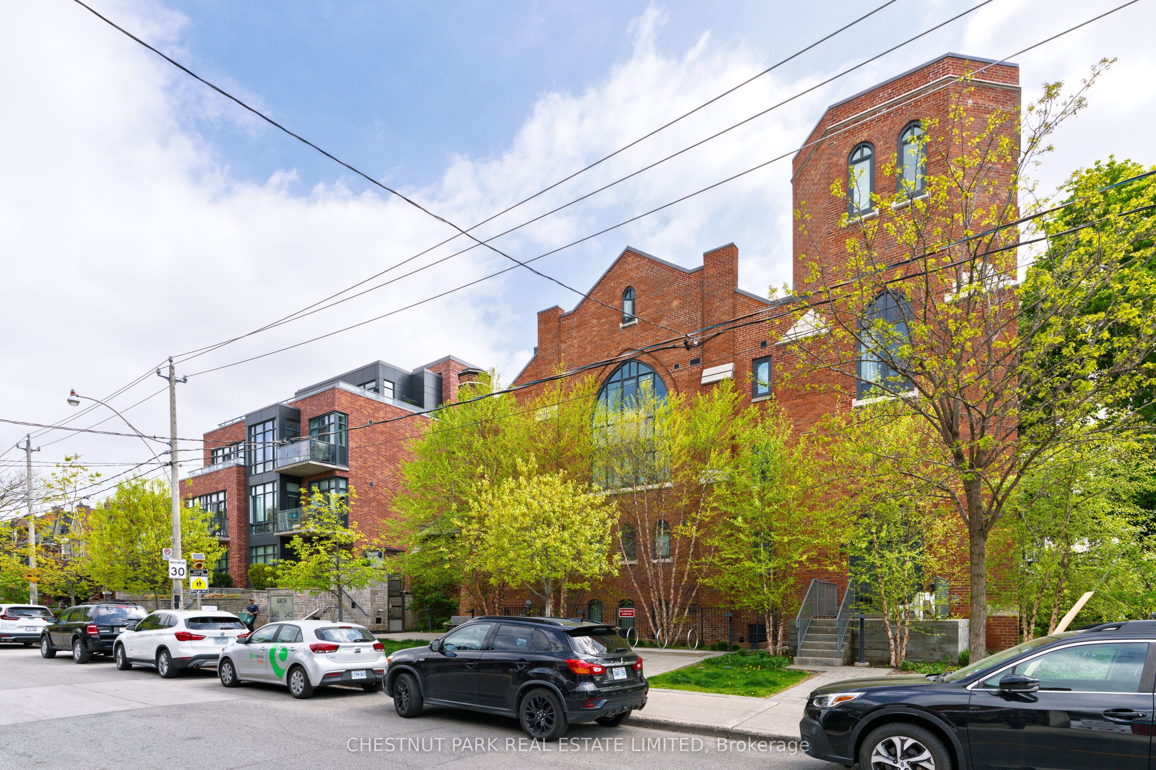 Additional image 2 of PH401-245 Perth Avenue, Toronto, ON, M6P 3X9