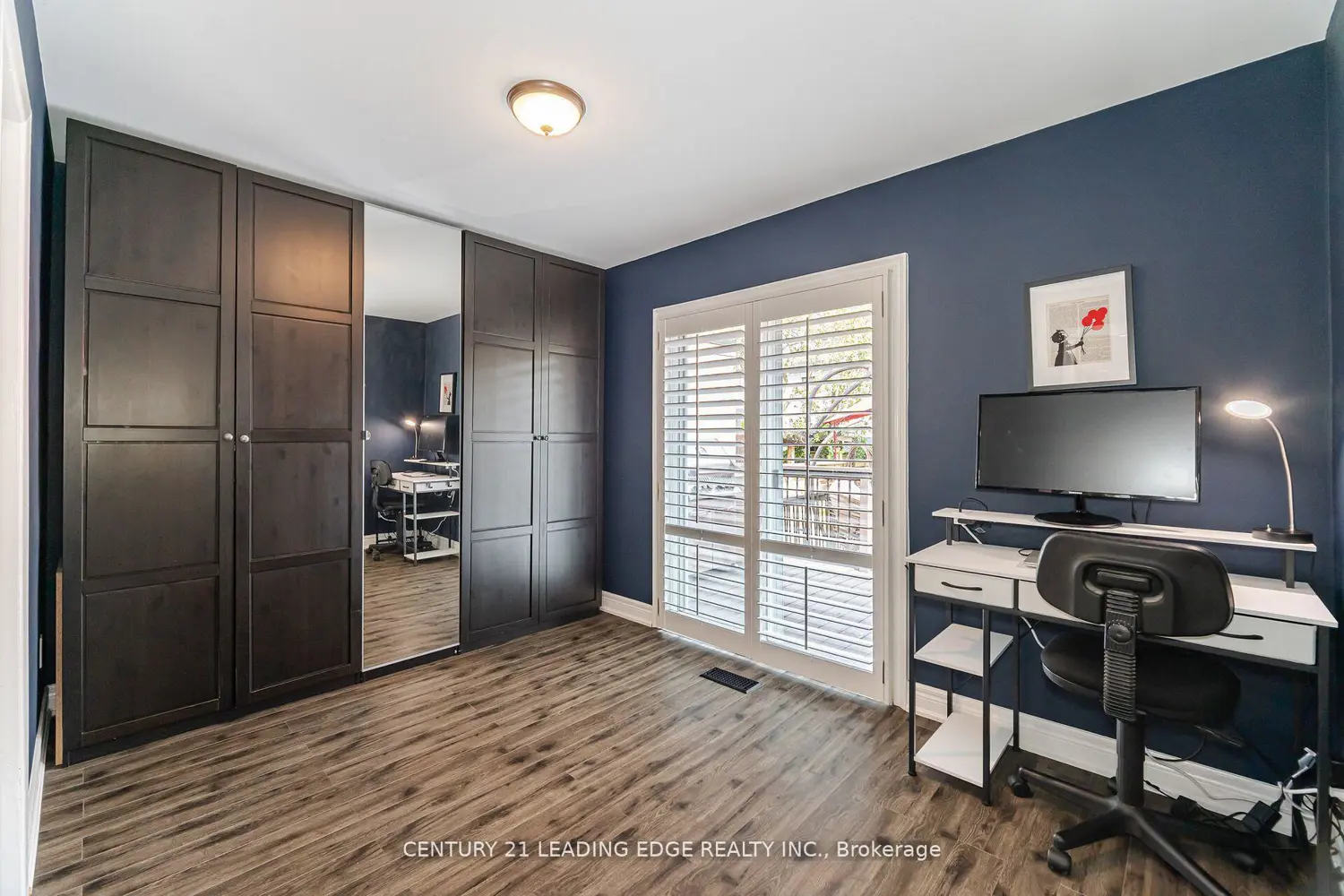 Additional image 8 of 586 Curzon Avenue
