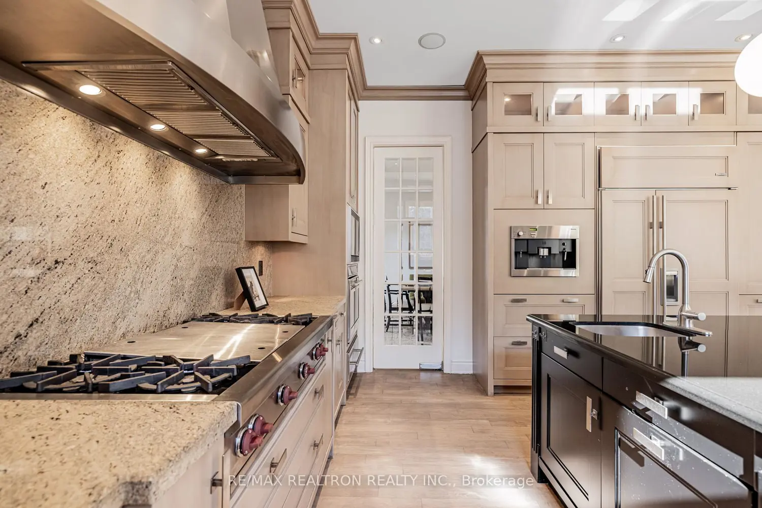 Additional image 14 of 423 Paradelle Drive