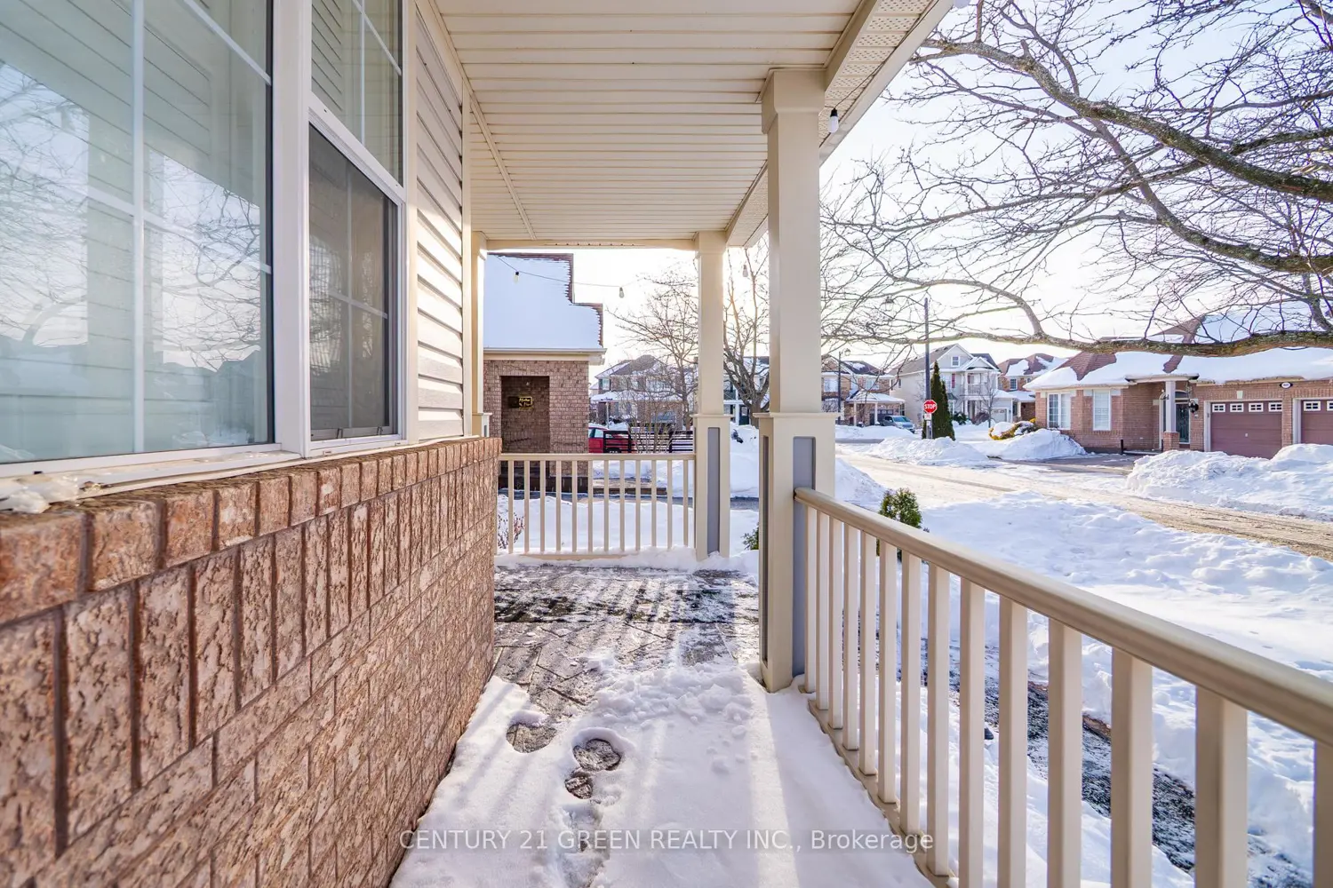 1666 Allan Crescent