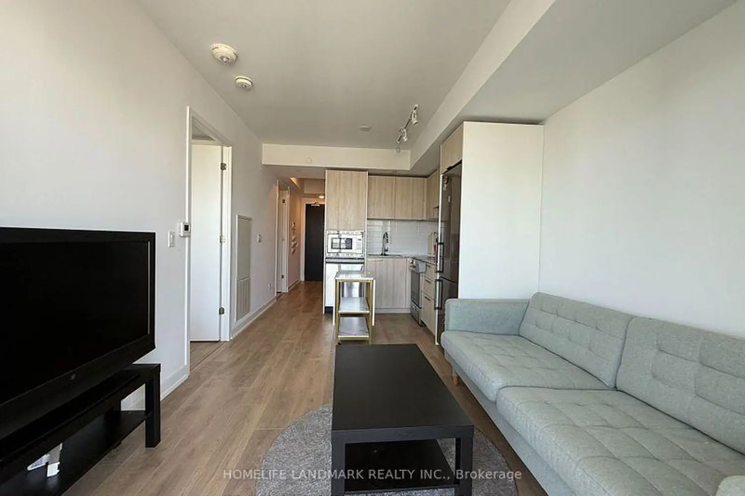 Additional image 8 of 501 Yonge Street 2208