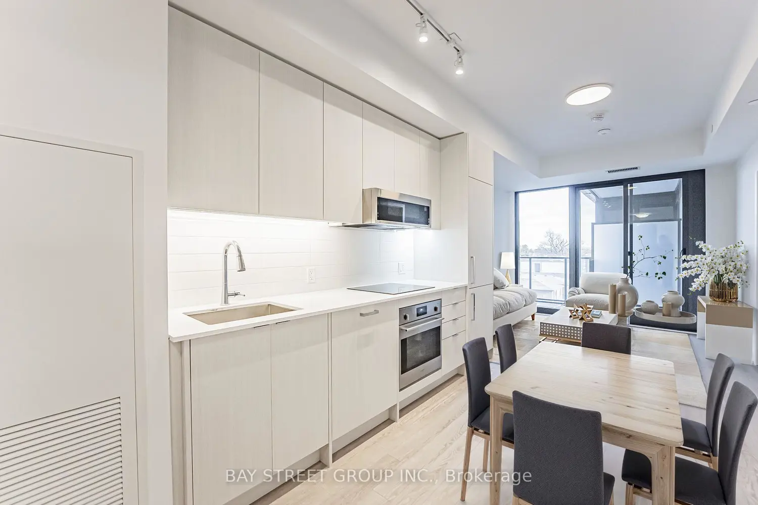 Additional image 2 of 250 Lawrence Avenue 526