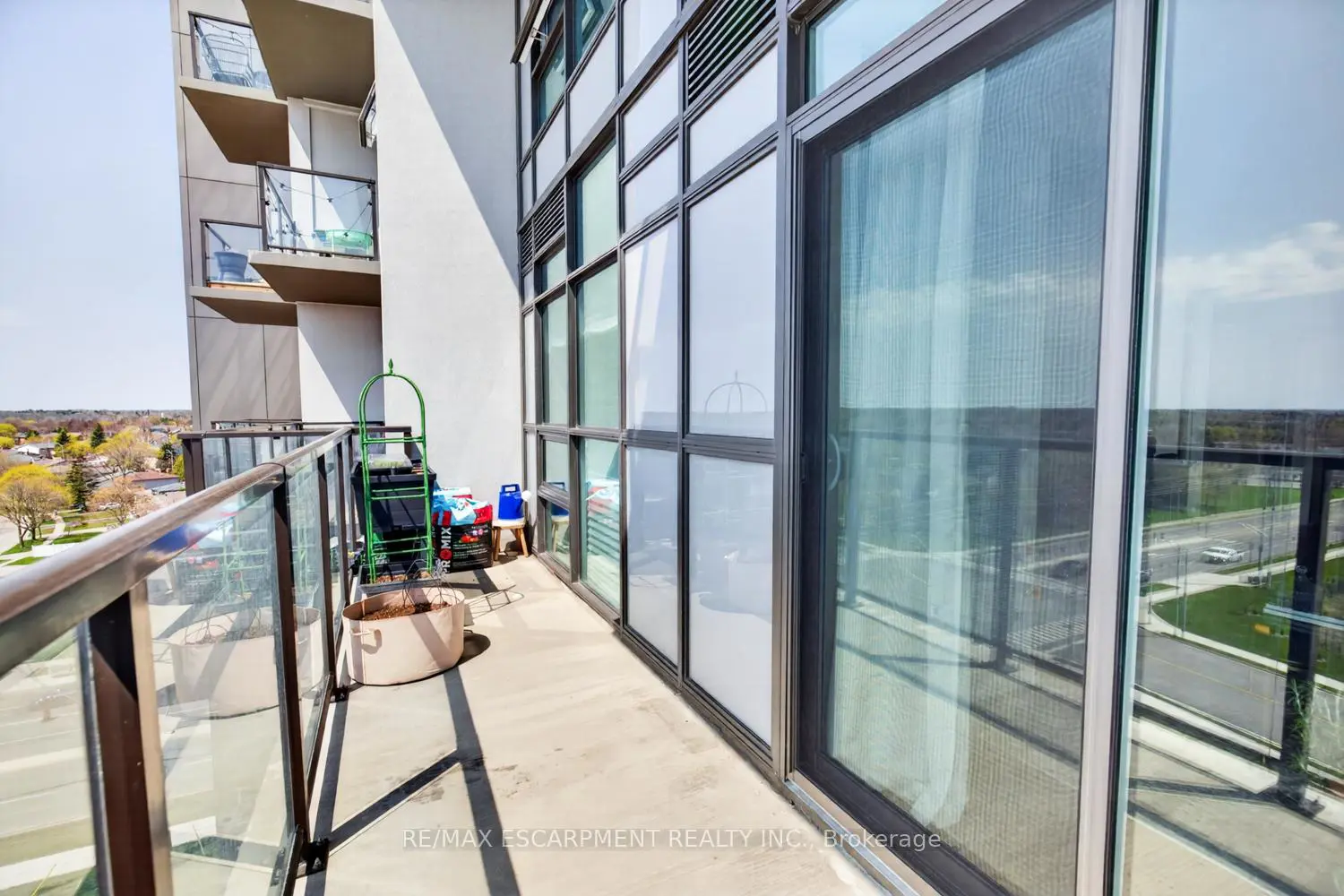 Additional image 13 of 450 Dundas Street 714