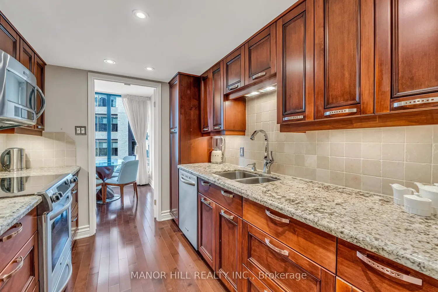 Additional image 7 of 1331 Bay Street 803