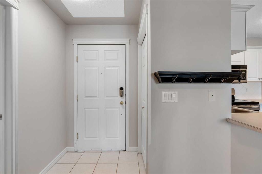 Additional image 4 of 2107-7451 Springbank Boulevard SW, Calgary, AB, T3H 5R2