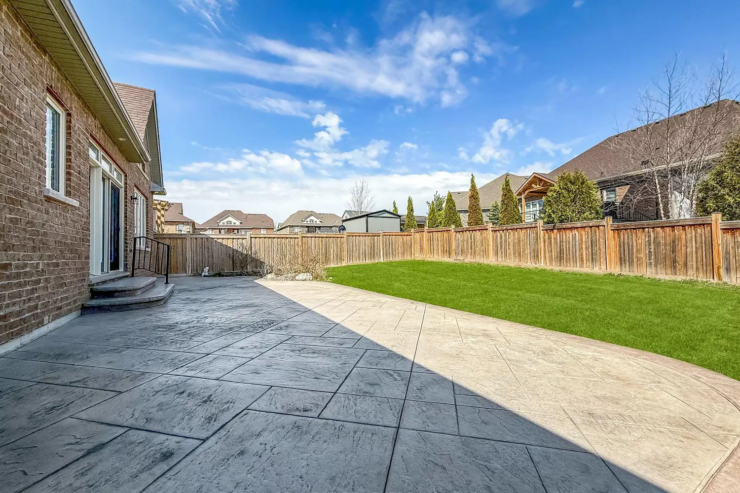 Additional image 20 of 33 Stonegate Avenue