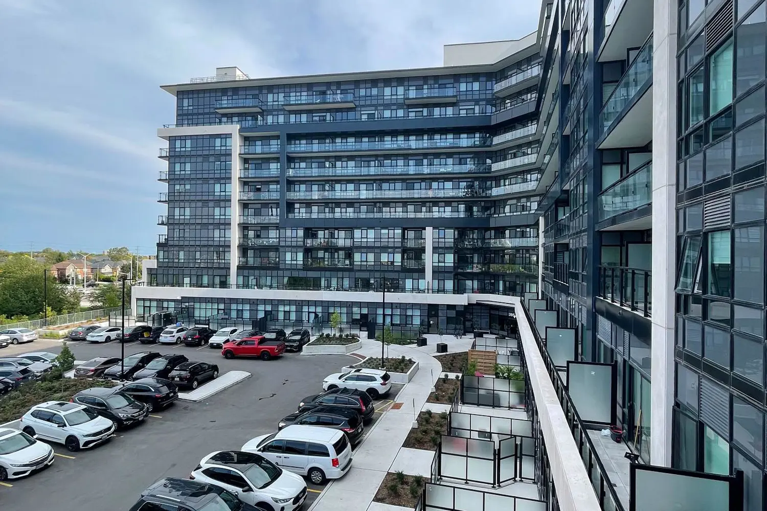 Additional image 16 of 395 Dundas Street 131