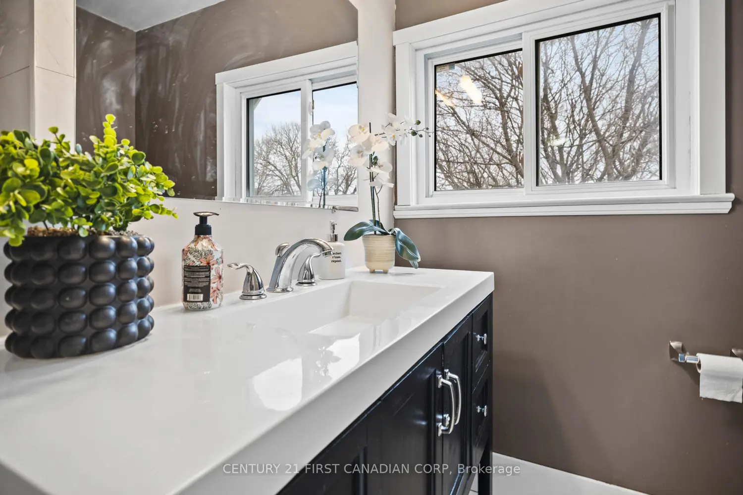 Additional image 12 of 401 Salisbury Street