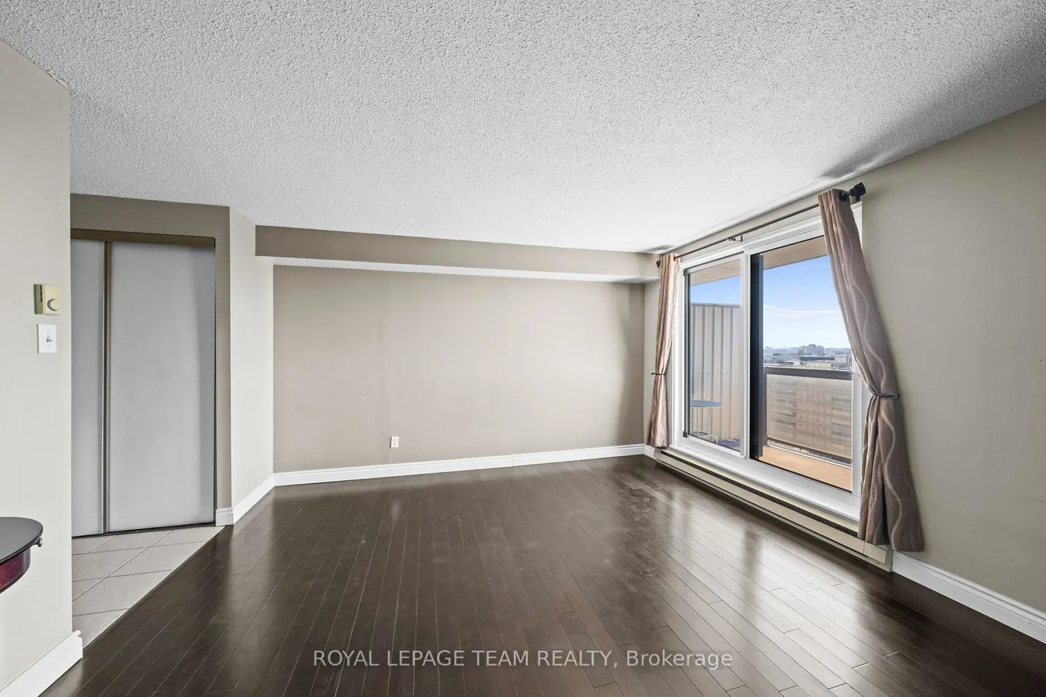 Additional image 5 of 199 Kent Street 1705