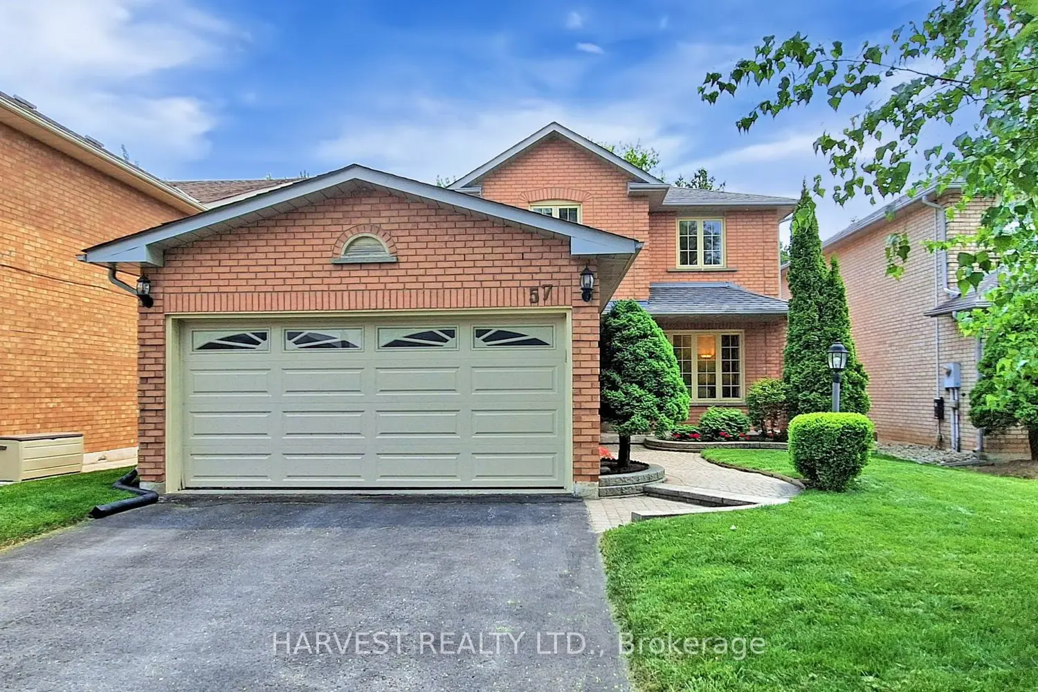 57 Summitcrest Drive