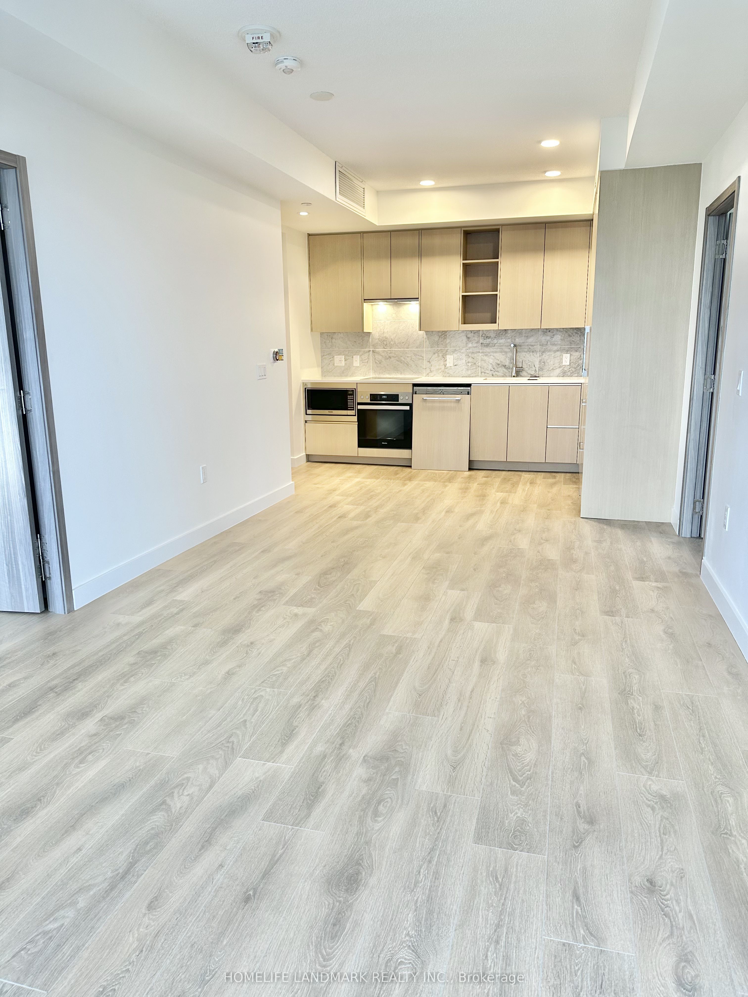 Additional image 2 of 2206-95 Mcmahon Drive, Toronto, ON, M2K 0H2