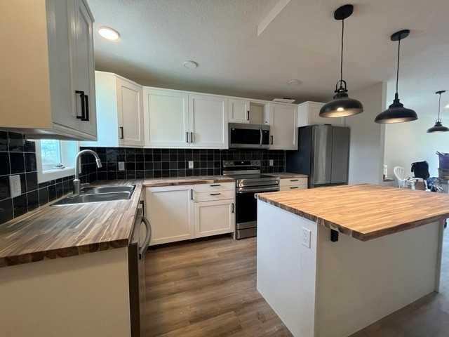 Additional image 4 of 406 Main Street, Trochu, AB, T0M 2C0