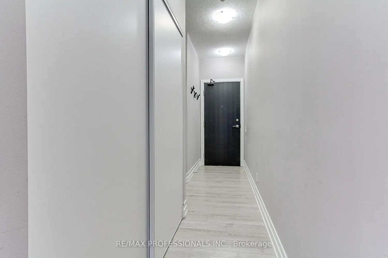 Additional image 5 of 33 Charles Street 710