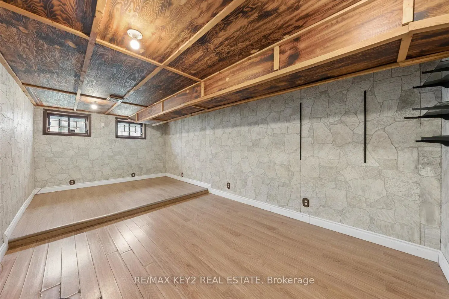 Additional image 11 of 137 Newlands Avenue
